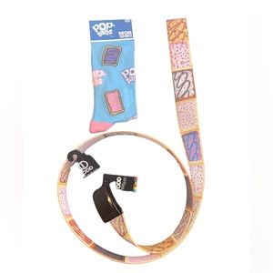 Pop tarts Unisex Crew Sock and Belt Bundle